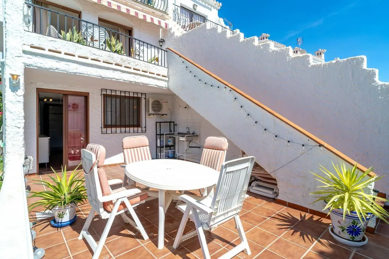Los Naranjos 25A Private Pool Capistrano Village Nerja